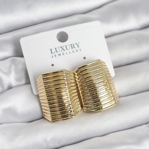 Gold Renk Vintage Esintili Statement Küpe