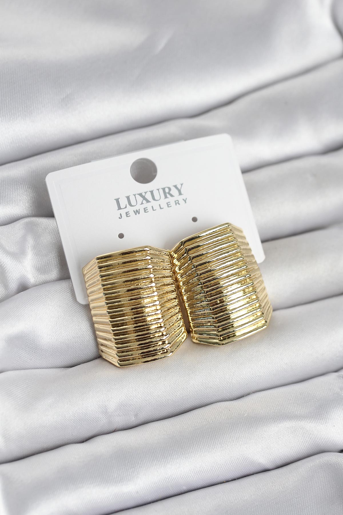 Gold Renk Vintage Esintili Statement Küpe