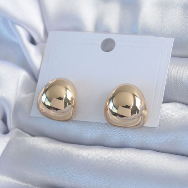Gold Renk Küpe