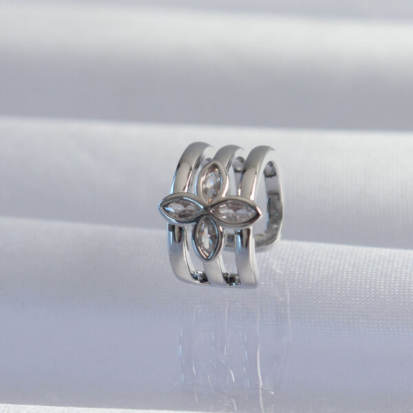 Gümüş Renk Yonca Earcuff Küpe