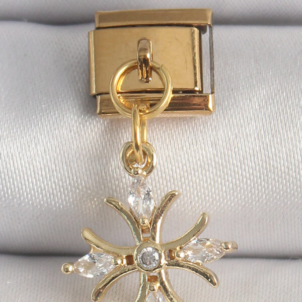 Çelik Gold Renk Sallantı Zirkon Taşlı Kar Tanesi Model Nomination Charm