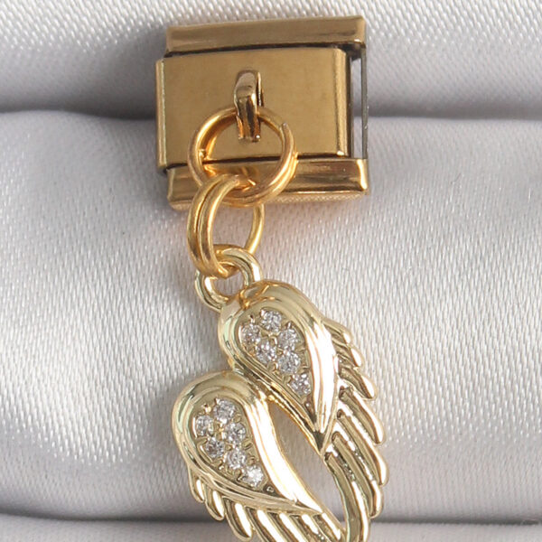 Çelik Gold Renk Sallantı Zirkon Taşlı Kanat Model Nomination Charm