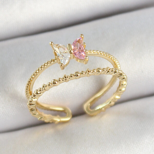 Kelebek Figürlü Zirkon Taşlı Gold Renk Ayarlanabilir Yüzük