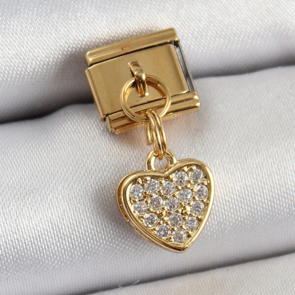 Çelik Sallantılı Zirkon Taşlı Kalp Model Gold Renk Nomination Charm