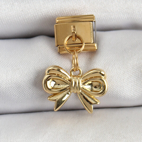Çelik Sallantılı Fiyonk Model Gold Renk Nomination Charm