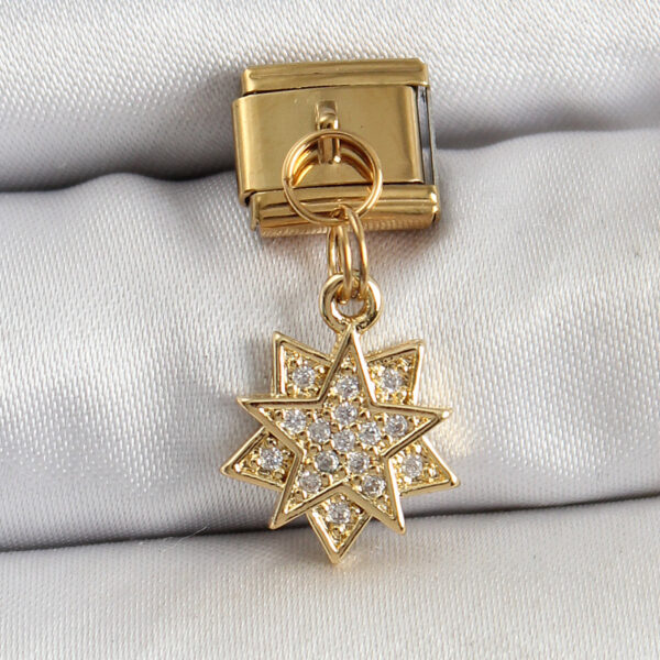Çelik Sallantılı Zirkon Taşlı Yıldız Model Gold Renk Nomination Charm