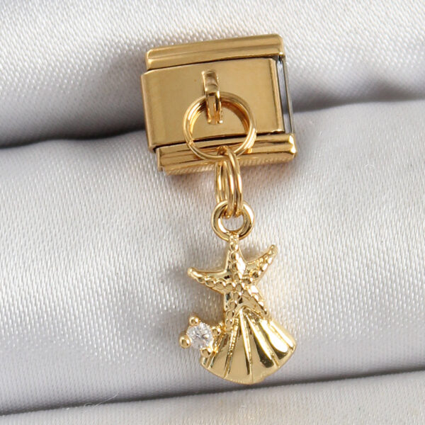Çelik Sallantılı Zirkon Taşlı Deniz Yıldızı Ve İstiridye Model Gold Renk Nomination Charm