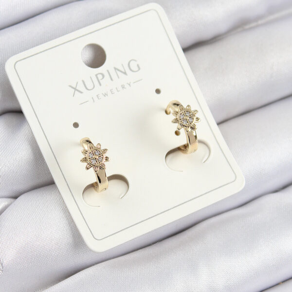 Xuping Zirkon Taşlı Çiçek Model Gold Renk Küpe