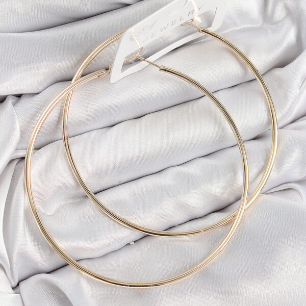 Halka Model Gold Renk Küpe
