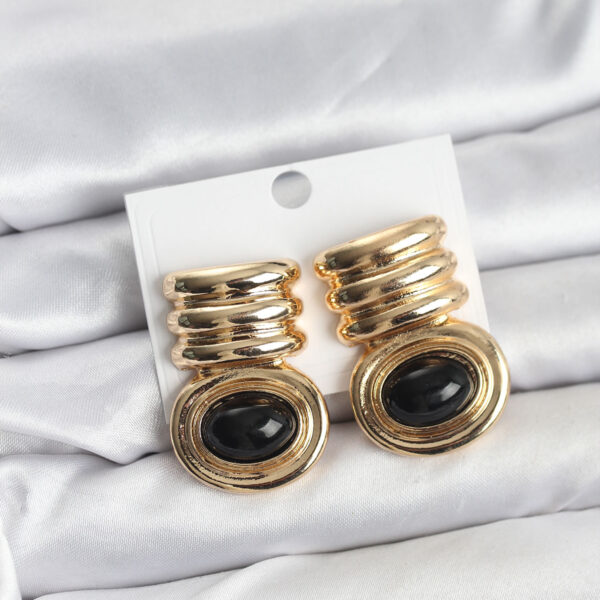 Gold Siyah Renk Vintage Küpe