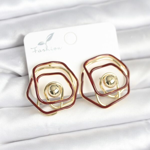Gold Renk Bordo Mineli Geometrik Gül Model Küpe
