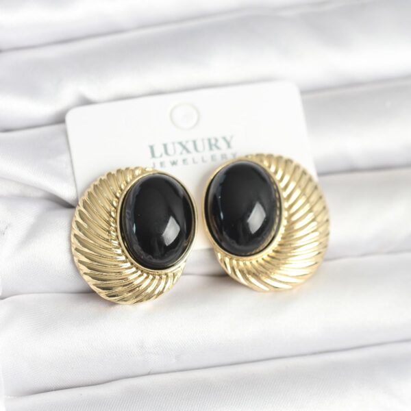Gold Renk Siyah Boncuklu Oval Vintage Küpe