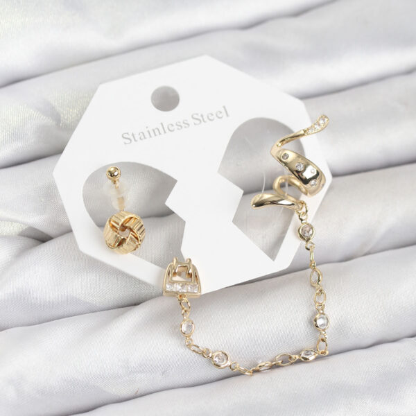 Gold Renk Yılan Model Zincir Bağlantılı Ear Cuff Küpe Seti