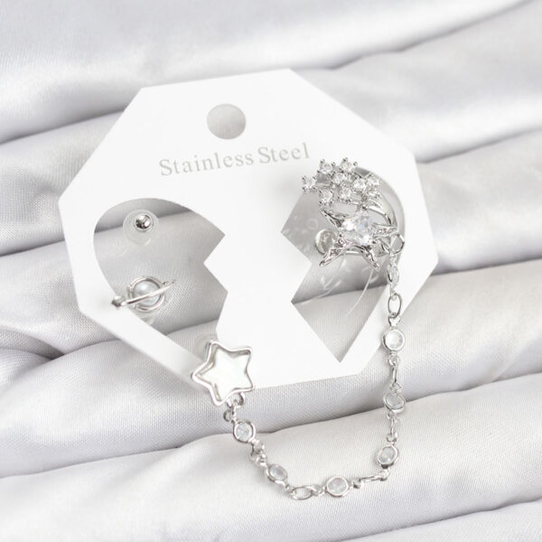 Gümüş Renk Yıldız Model Zincir Bağlantılı Ear Cuff Küpe Seti