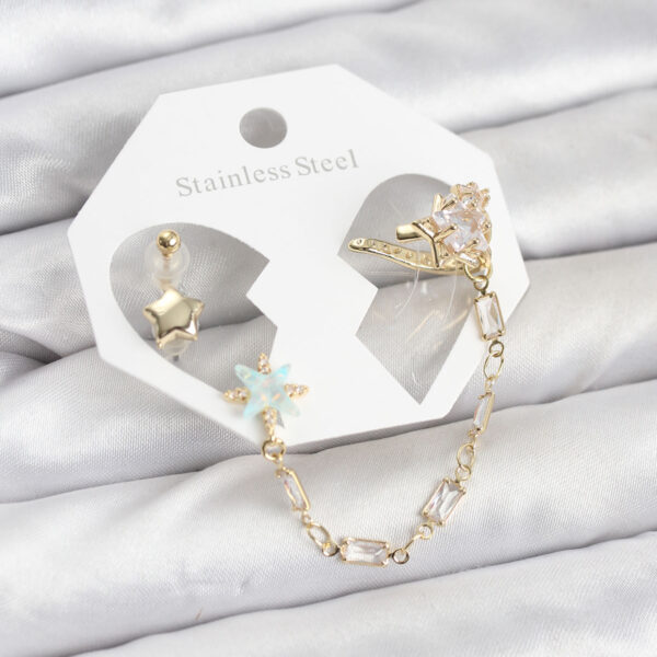 Yıldız Model Gold Renk Zincir Bağlantılı Ear Cuff Küpe Seti