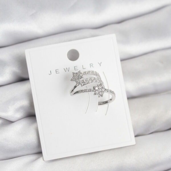 Gümüş Renk Zirkon Taşlı Yıldız Model Kıkırdak Earcuff Küpe