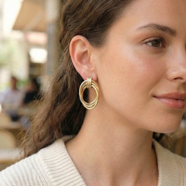 Gold Renk Damla Model Vintage Küpe