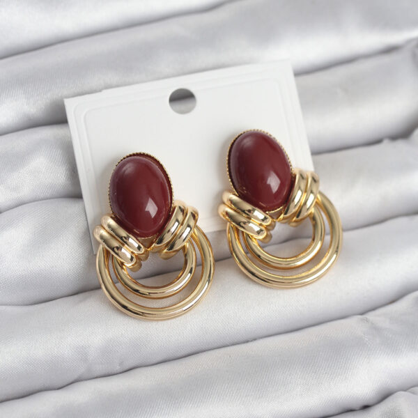 Gold Renk Bordo Taşlı Vintage Küpe