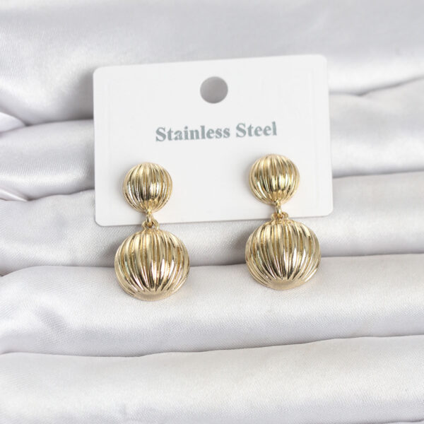 Çelik Gold Renk Vintage Model Küpe