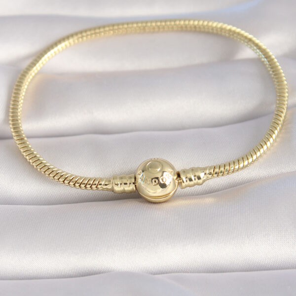 Gold Renk İşleme Detay Charm Model Bileklik