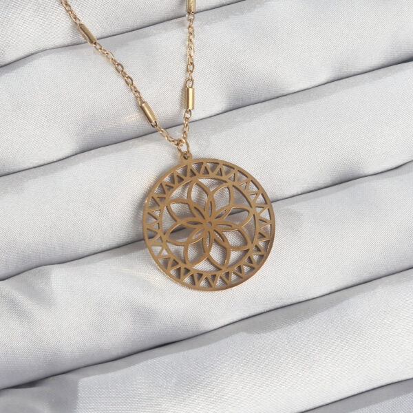 Çelik Zincir Gold Renk Lotus Model Kolye
