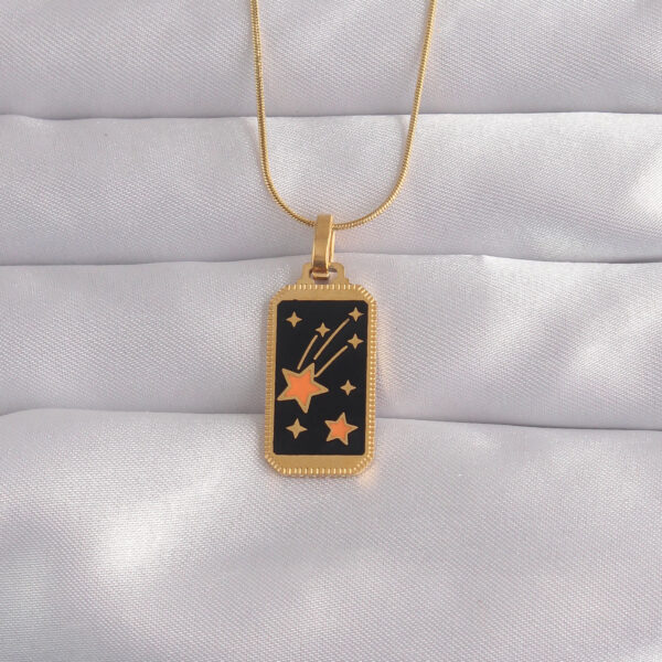 Çelik Gold Renk Siyah Mineli Yıldız Figür Tarot Kolye