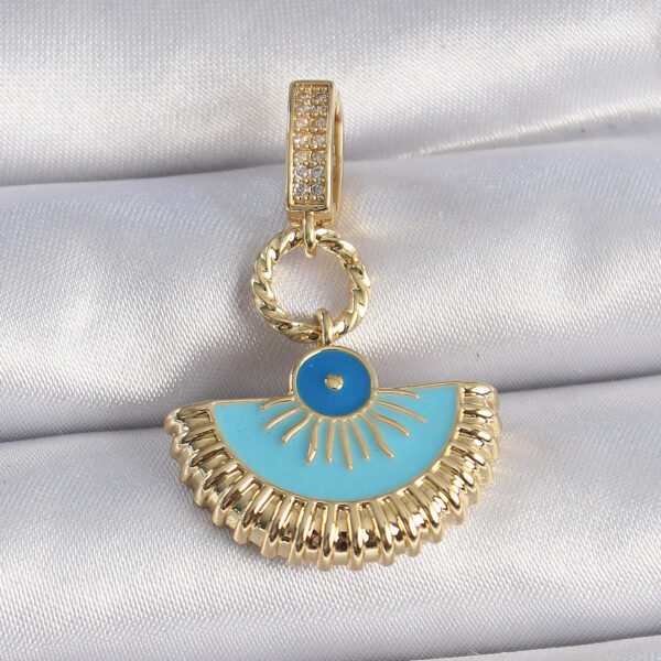 Gold Renk Nazar Boncuklu Ajda Charm