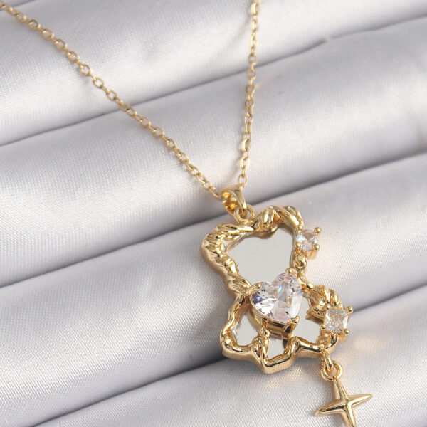 Çelik Gold Renk Zincir Ayna Ayıcık Model Zirkon Taşlı Kalp Model Kolye