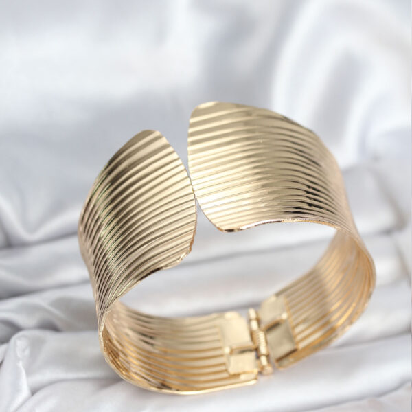 Gold Renk Levha Model Bileklik