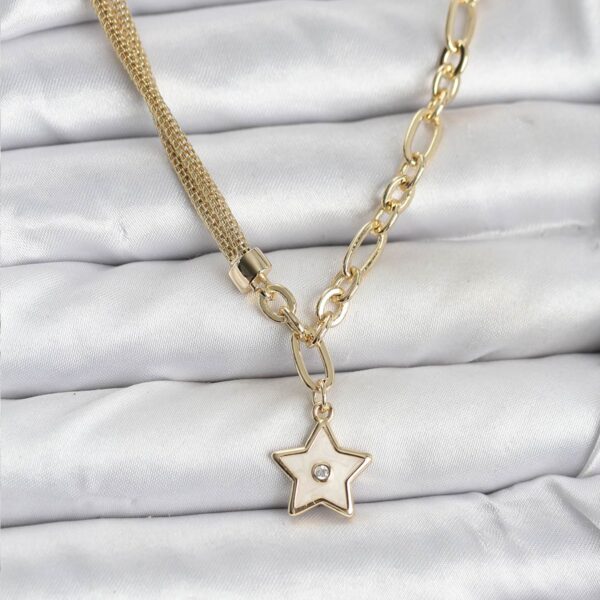 Gold Renk Yıldız Model Kolye
