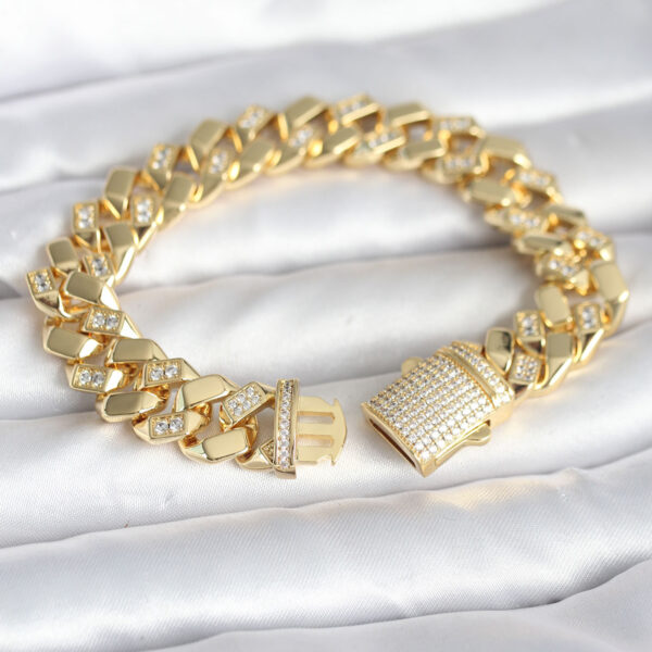 Gold Renk VIP Exclusive Seri Gurmet Model Bileklik