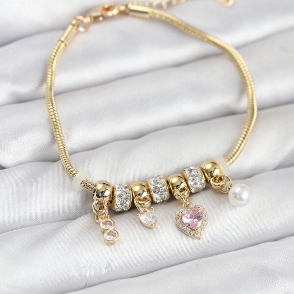 Gold Renk Pembe Kalp Charmlı Bileklik