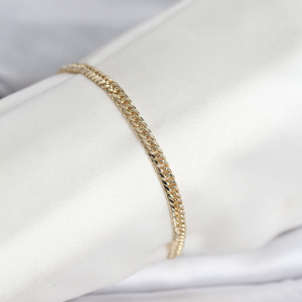 Gold Renk Zincir Model Bileklik