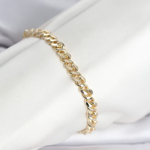 Gold Renk Yassı Zincir Model Bileklik