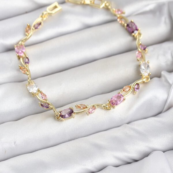 Gold Renk Pembe ve Mor Zirkon Taşlı Çiçek Model Bileklik