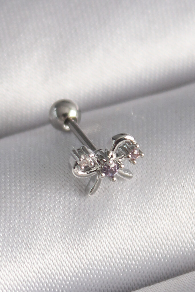 Çelik Gümüş Renk Zirkon Taşlı Kurdele Tragus Piercing