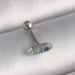 Çelik Gümüş Renk Mavi Zirkon Taşlı Tragus Piercing