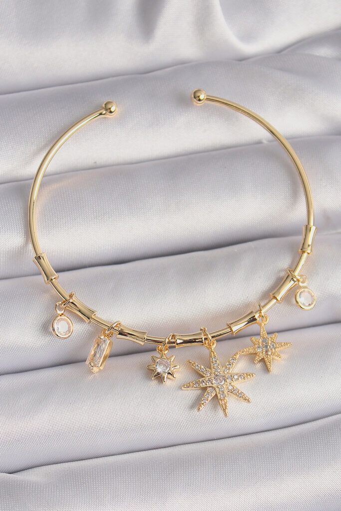 Gold Renk Sallantı Zirkon Taşlı Kutup Yıldız Figür Charm Bileklik