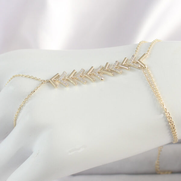 Gold Renk Zirkon Taşlı V Model Şahmeran