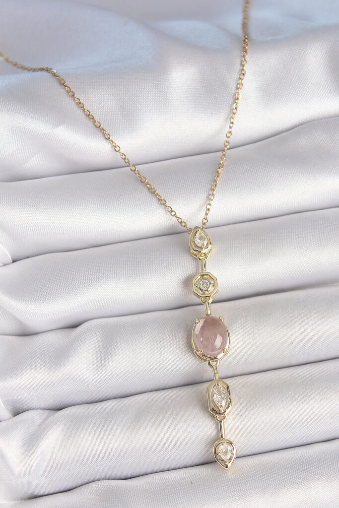 Çelik Zincir Gold Renk Pembe Zirkon Taşlı Y Kolye