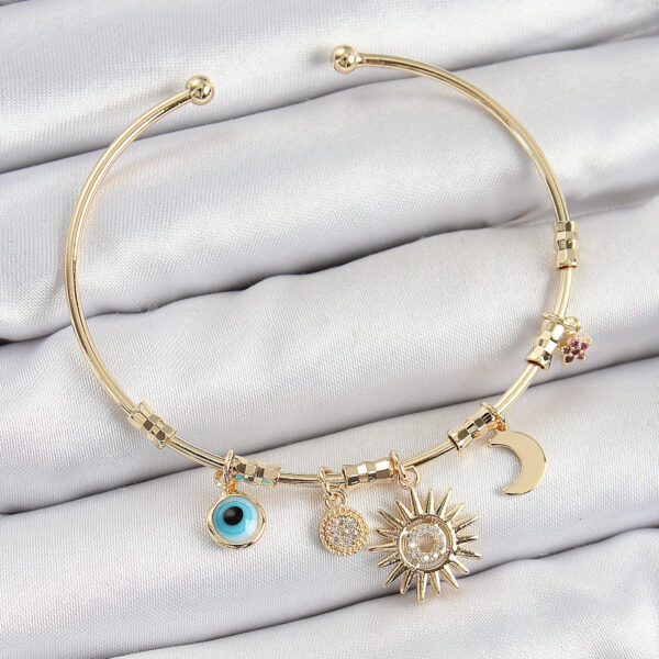 Zirkon Taşlı Güneş Ay Nazar Model Gold Renk Charm Bileklik