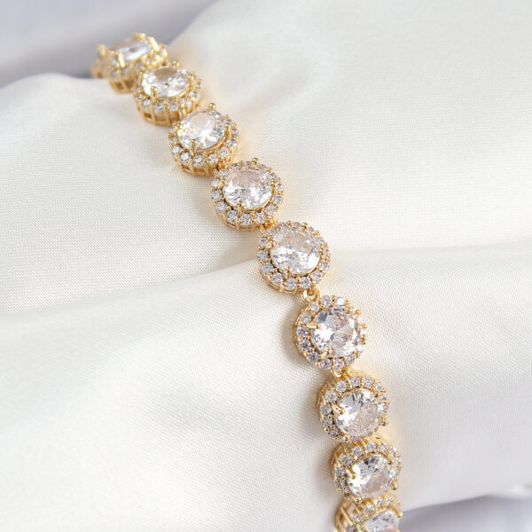 Zirkon Taşlı Daire Baget Model Gold Renk VIP Seri Bileklik
