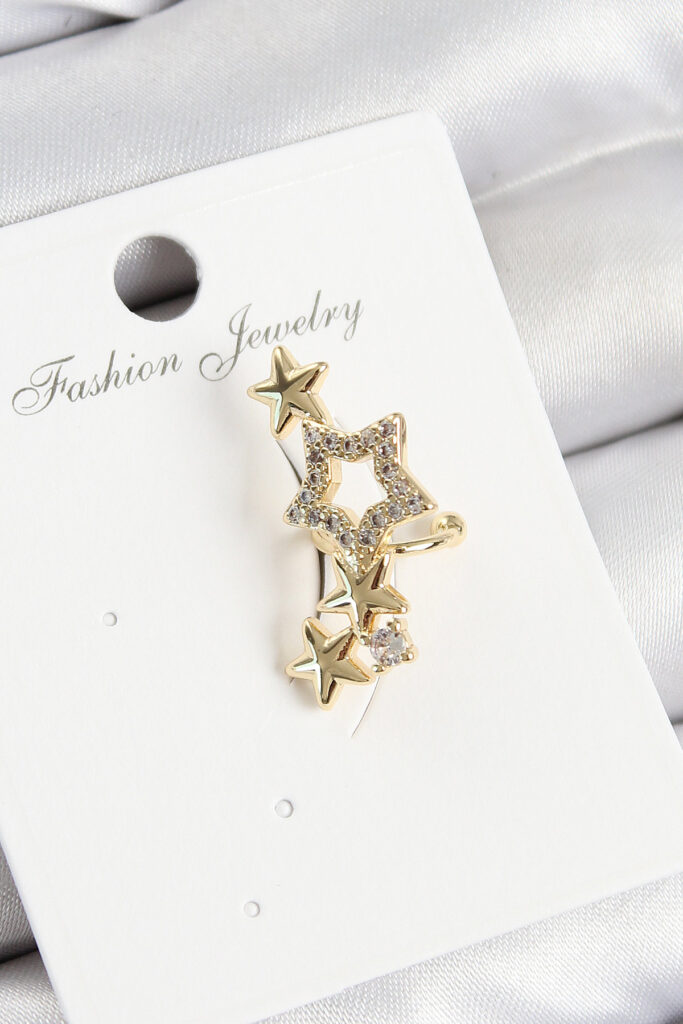 Zirkon Taşlı Yıldız Model Gold Renk Sağ Kıkırdak Küpe