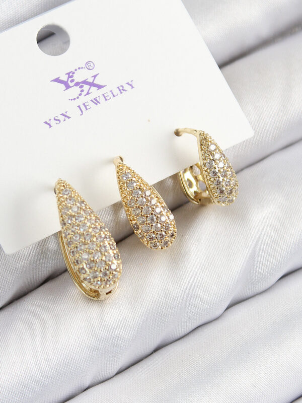 Zirkon Taşlı 3’lü Damla Model Gold Renk Küpe