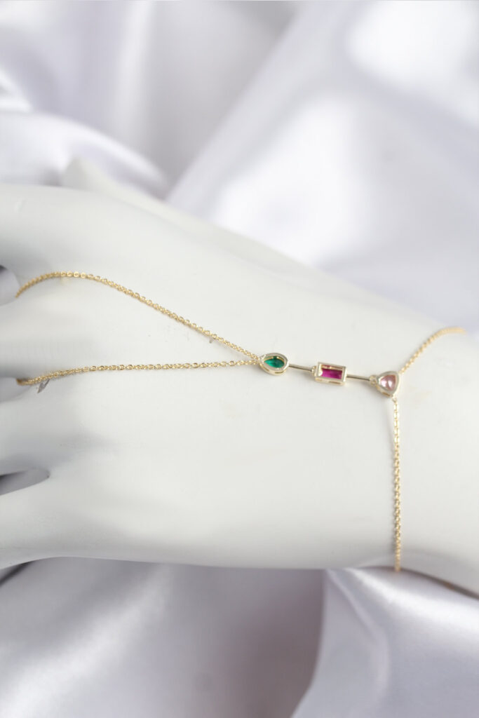 Renkli Zirkon Taşlı Model Gold Renk Şahmeran