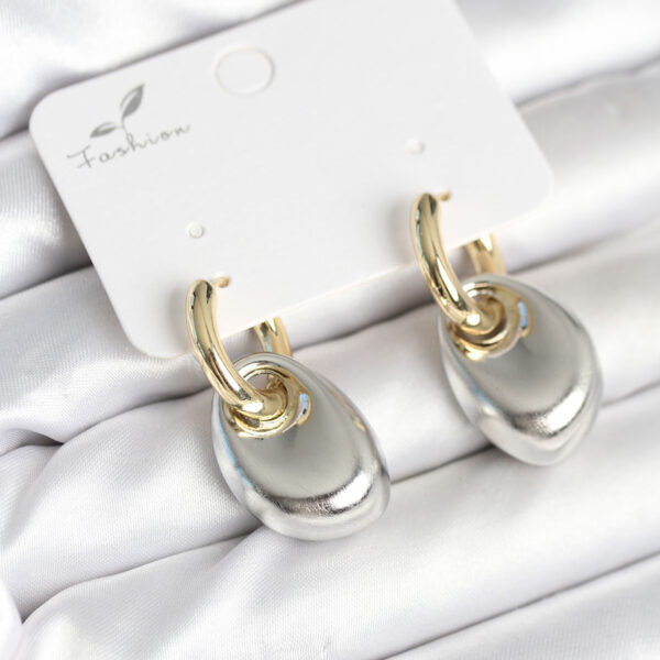 Damla Model Gümüş Gold Renk Küpe