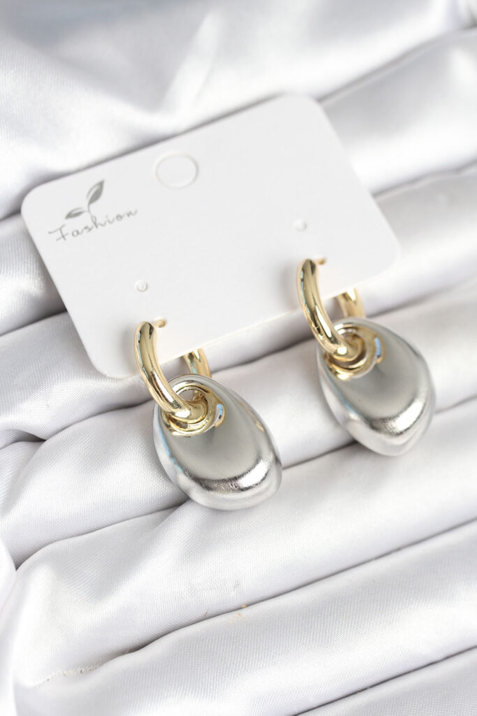 Damla Model Gümüş Gold Renk Küpe
