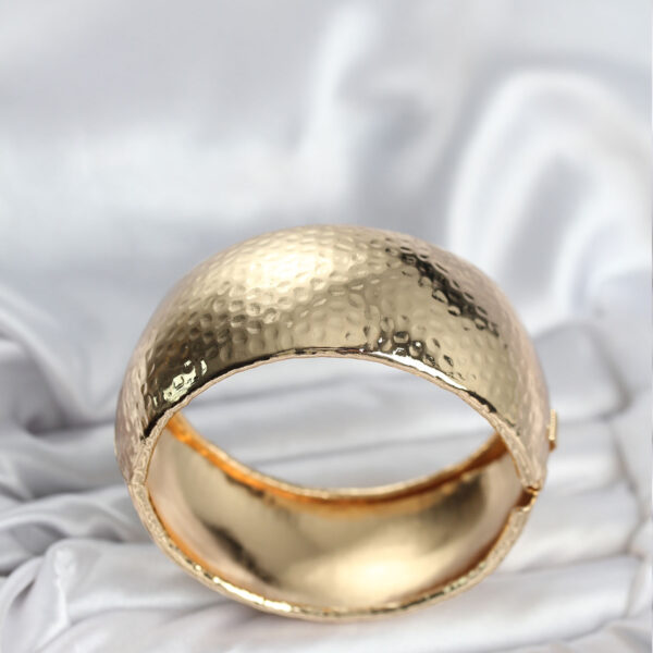 Gold Renk Bombeli Vintage Bileklik