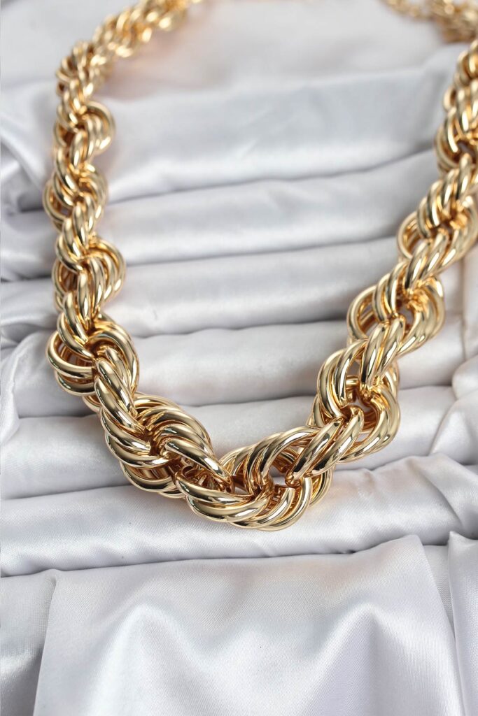 Gold Renk Sarmal Halat Model Kolye