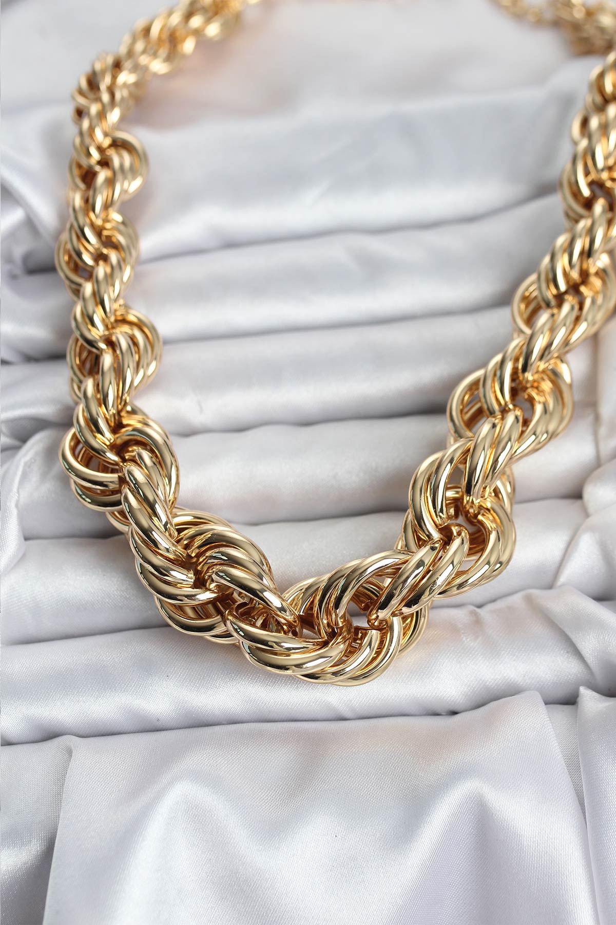 Gold Renk Sarmal Halat Model Kolye